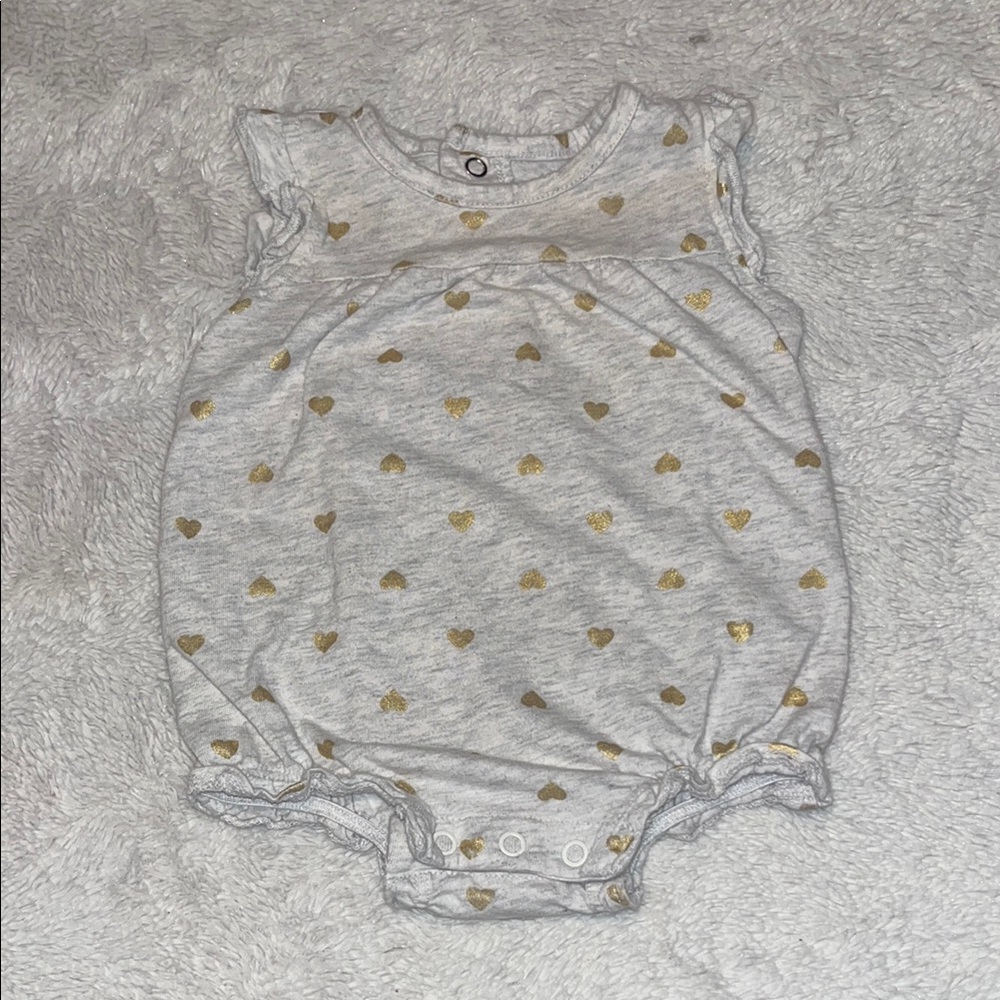 (3 for $10) carters gray gold heart bodysuit 3 months baby girl